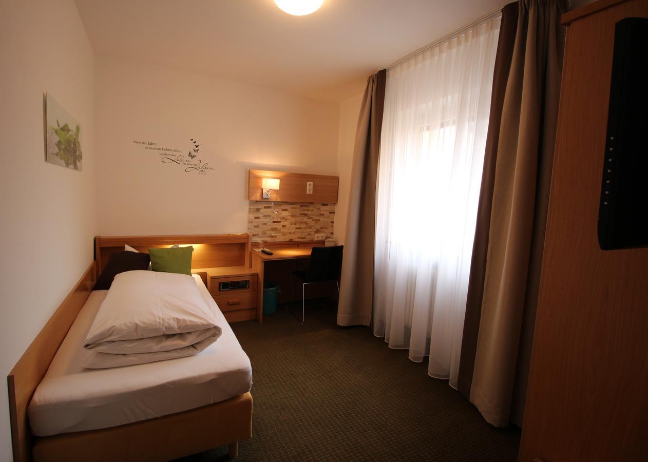 Hotel Vitis แอร์ดิง ภายนอก รูปภาพ